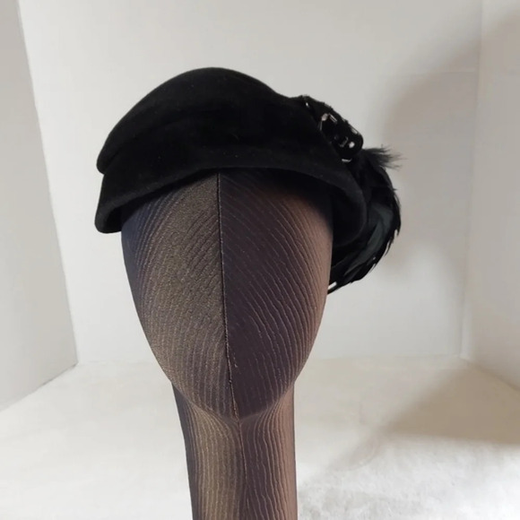 Vintage Black Velvet Velour Beaded with Raven Black Feathers Pillbox Hat - Picture 5 of 9